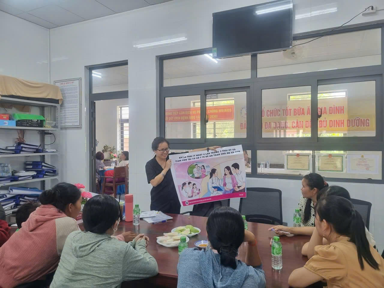 Triển khai thử nghiệm tài liệu truyền thông mẫu về chăm sóc sức khỏe,  dinh dưỡng bà mẹ và trẻ em tại Sóc Trăng