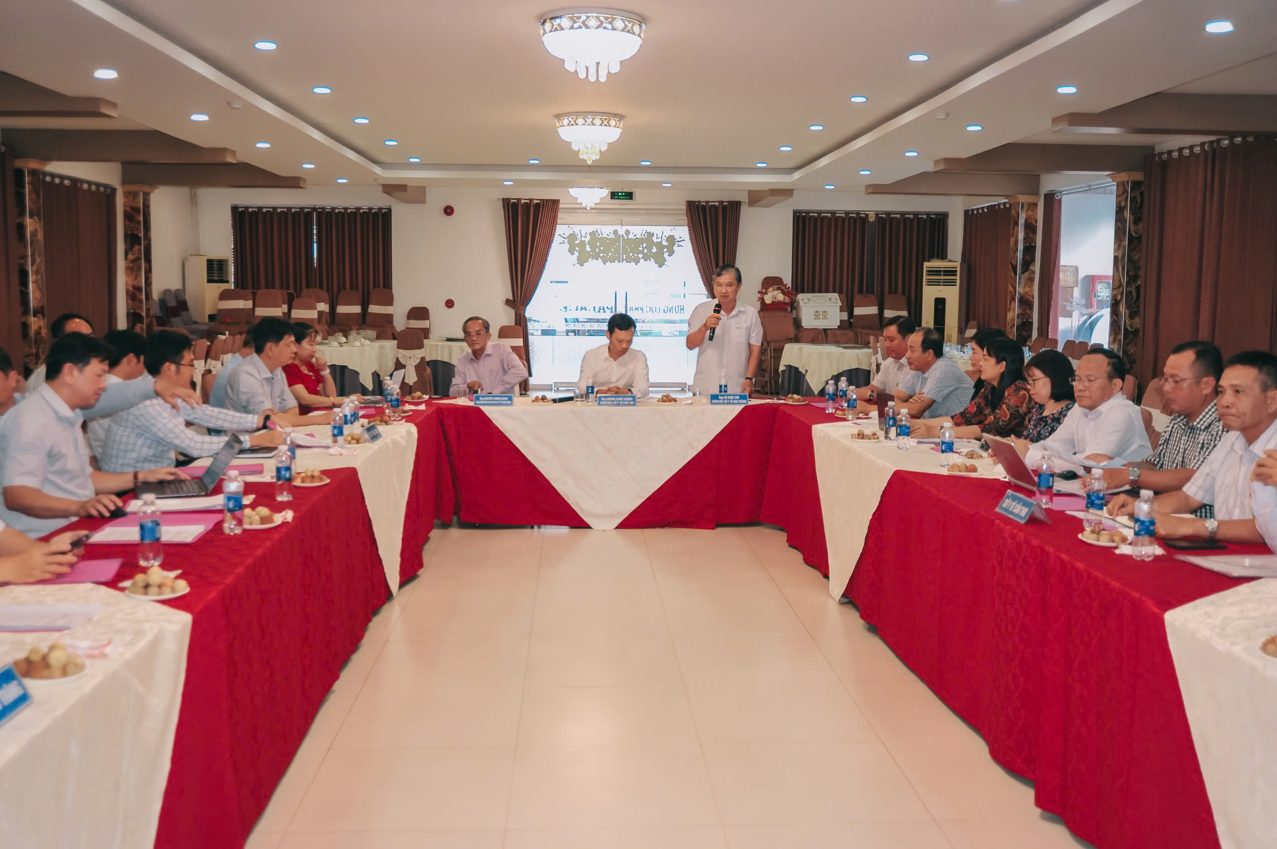 Hội nghị sắp xếp tổ chức bộ máy ngành y tế khi hợp nhất, sáp nhập thành phố Cần Thơ, tỉnh Hậu Giang, tỉnh Sóc Trăng