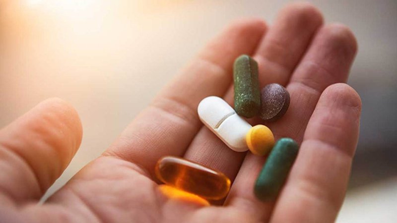 3 nhóm thuốc không nên uống cùng omega-3